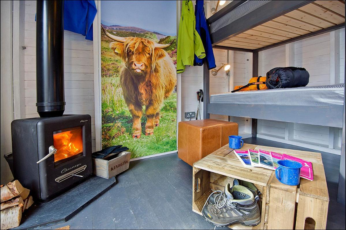 Laggan Bothies Hotel Спийн Бридж Екстериор снимка